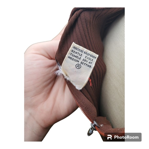 VINTAGE 1960s/1970s Ribbed Brown Turtle Neck with Zipper - Unisex Mens Womens - Picture 2 of 6